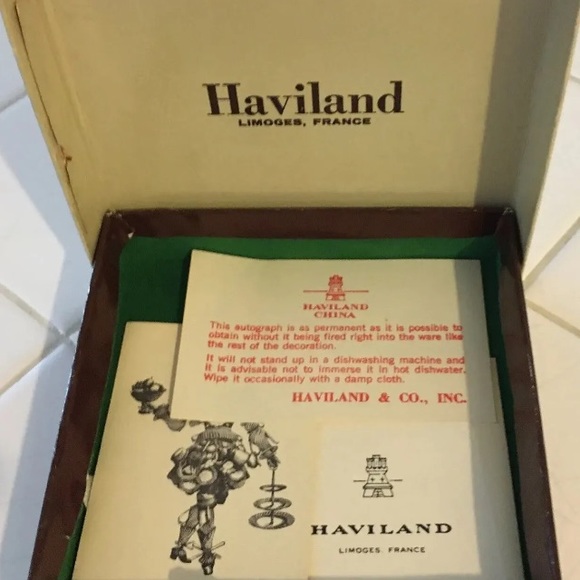 NIB Haviland Limoges Collector’s Yellow Bird Trinket Dish Signed & Dated 5-8-78 - Picture 4 of 6